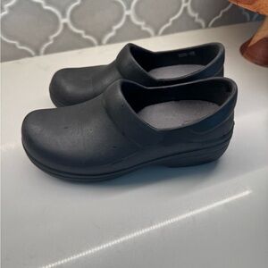 Women's Crocs Clogs